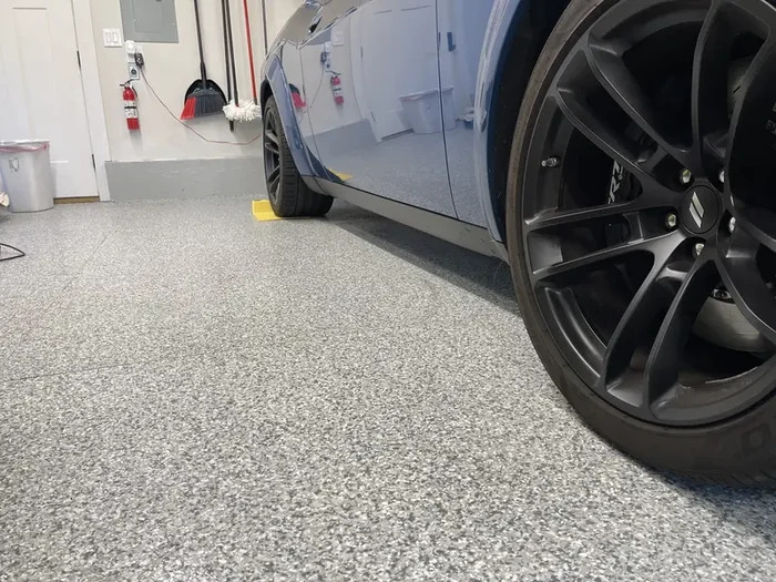 Chip_20and_20flake_20floor_20(41).min